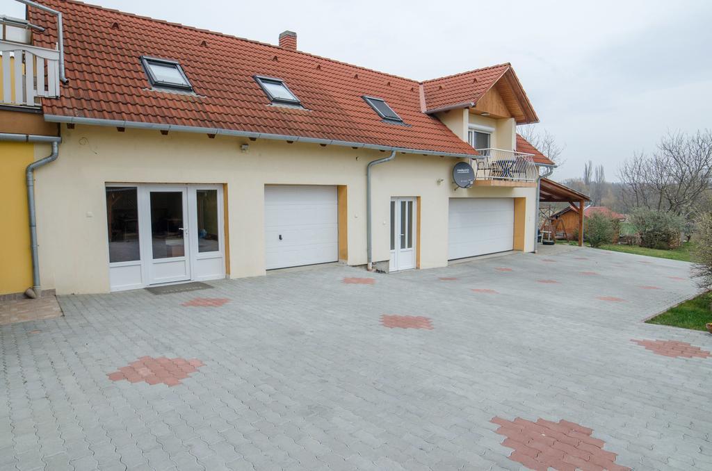 Ferienwohnung Kaman Vendeghaz Alsópáhok Zimmer foto